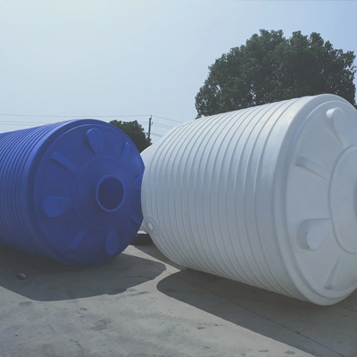 昆明卧式塑料桶水塔-10吨pe塑料水塔供应-科鑫塑胶