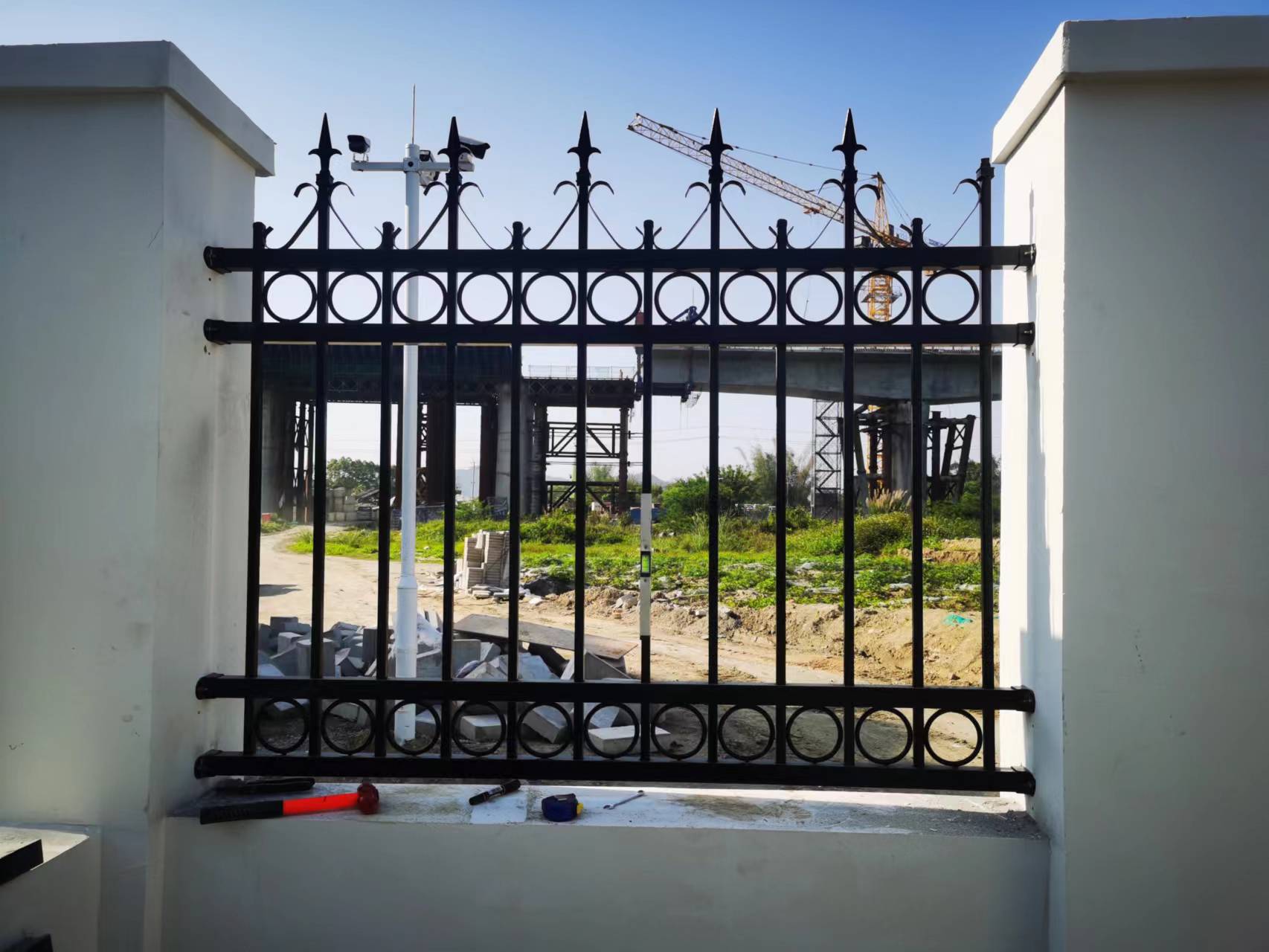 广东广州工业区外墙围栏住宅小区护栏铁艺护栏铁艺护栏