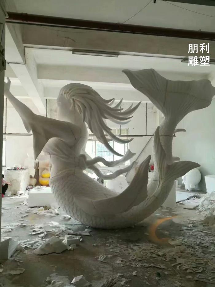 企业海螺女雕塑 白钢雕塑 校园玻璃钢雕塑供应商