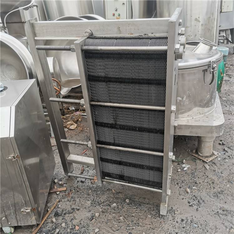 回收二手冷凝器 15平方不锈钢板式换热器 石墨冷凝器价格