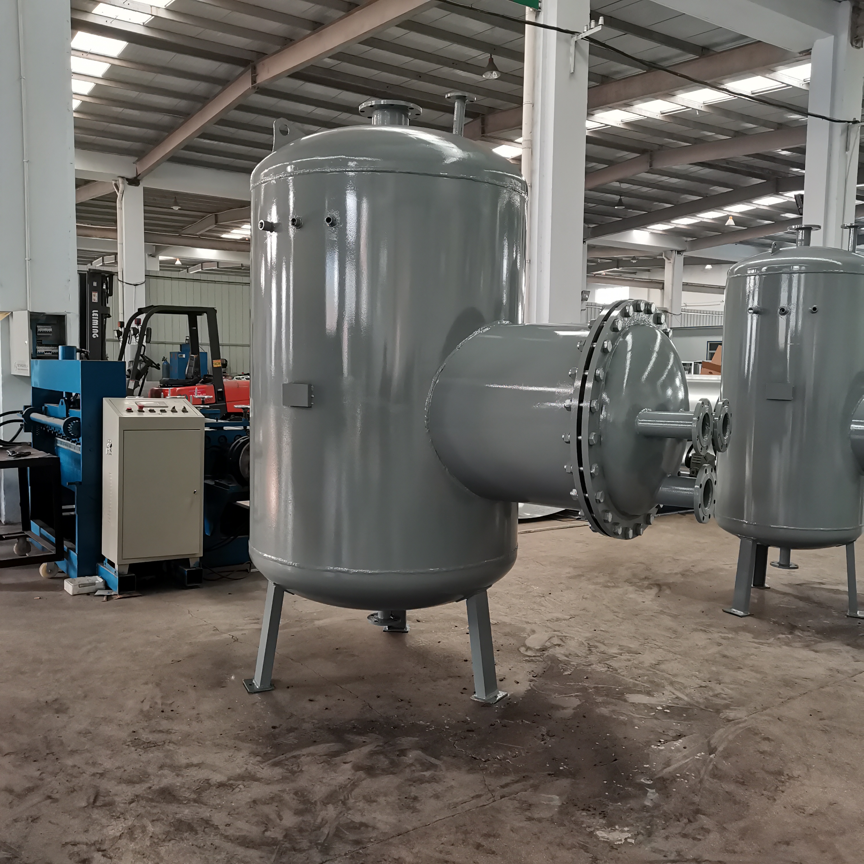 容积式换热器厂家供应生活热水系统配套半容积式水-水换热器