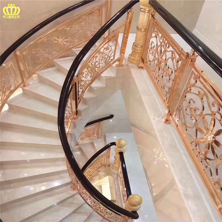 别墅圆弧形楼梯扶手出自名师设计
