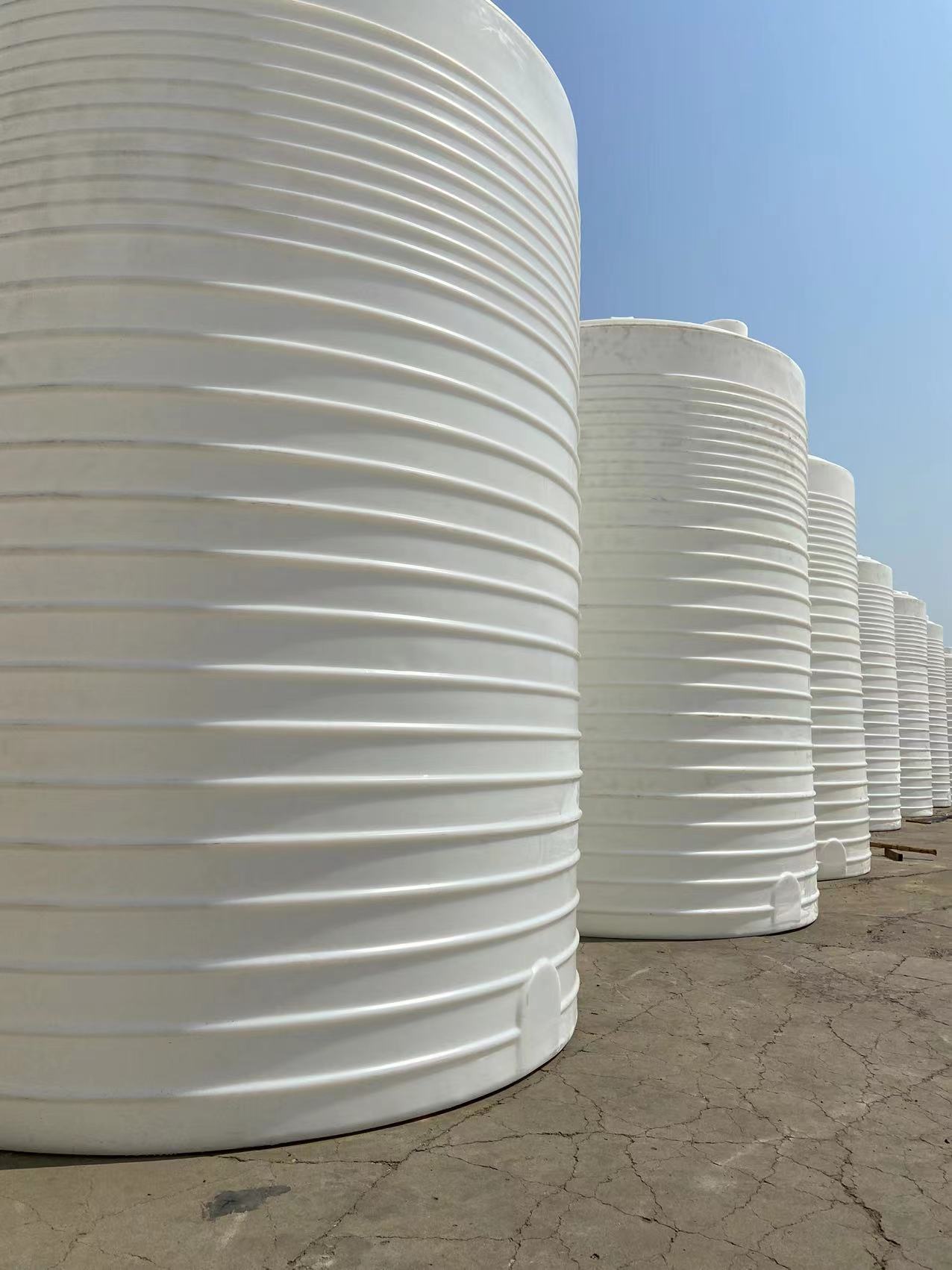 水塔供应塑料水箱10吨减水剂桶塑料储罐1000立方化工桶