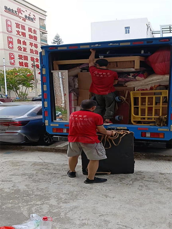 深圳民治服装厂搬迁收费标准24小时搬家