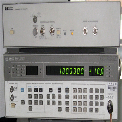 长期低价出售HP8657A HP8657D信号发生器 HP8648A