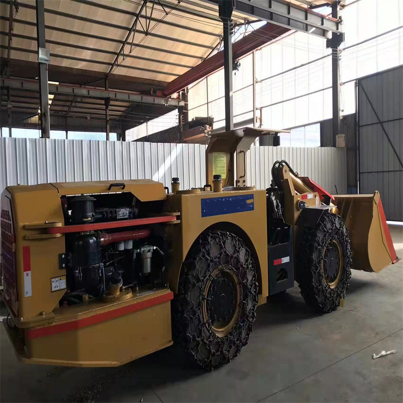 霸川机械2立方地下柴油铲运机载重量4吨机器高度2米