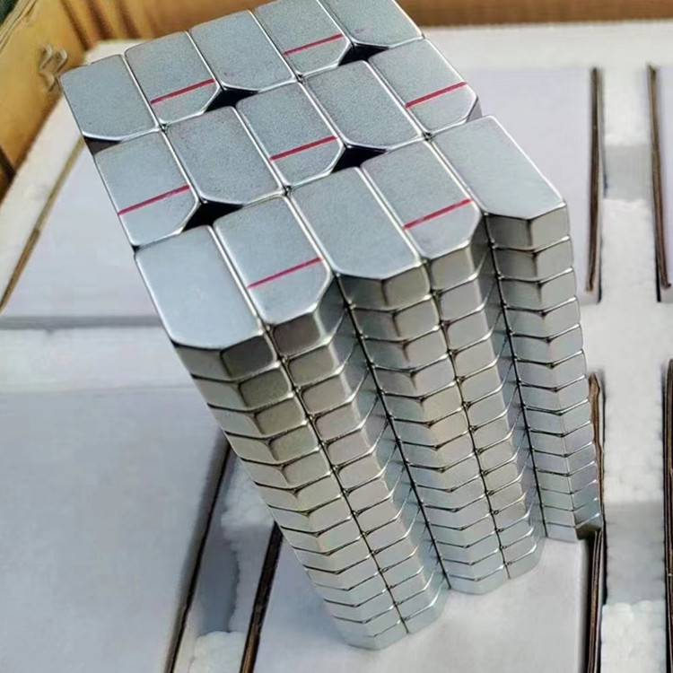 厂家直销强力磁铁 双孔磁铁 圆角磁铁 非标定制