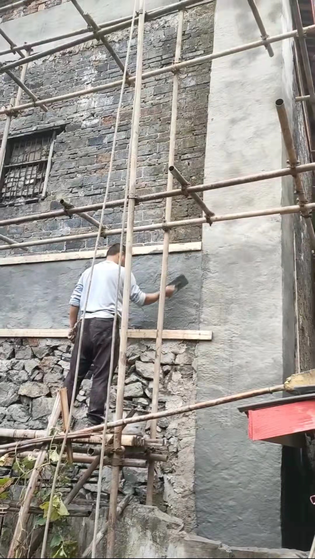 ECC高延性混凝土 用途：危房加固，小区改造 广东汕尾
