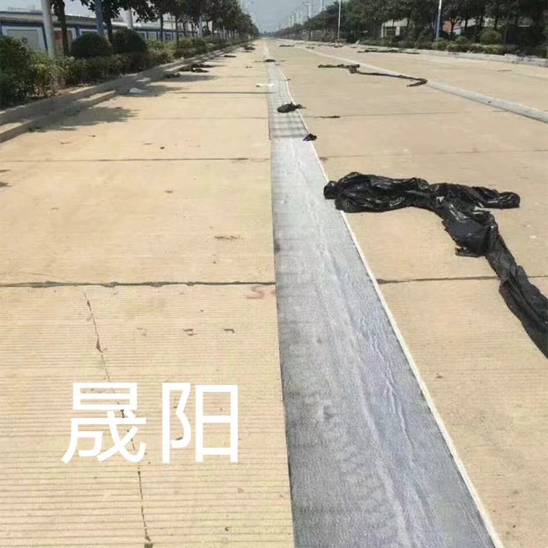 道路抗裂贴 起到防水防裂 密封性好 抗裂贴厂家