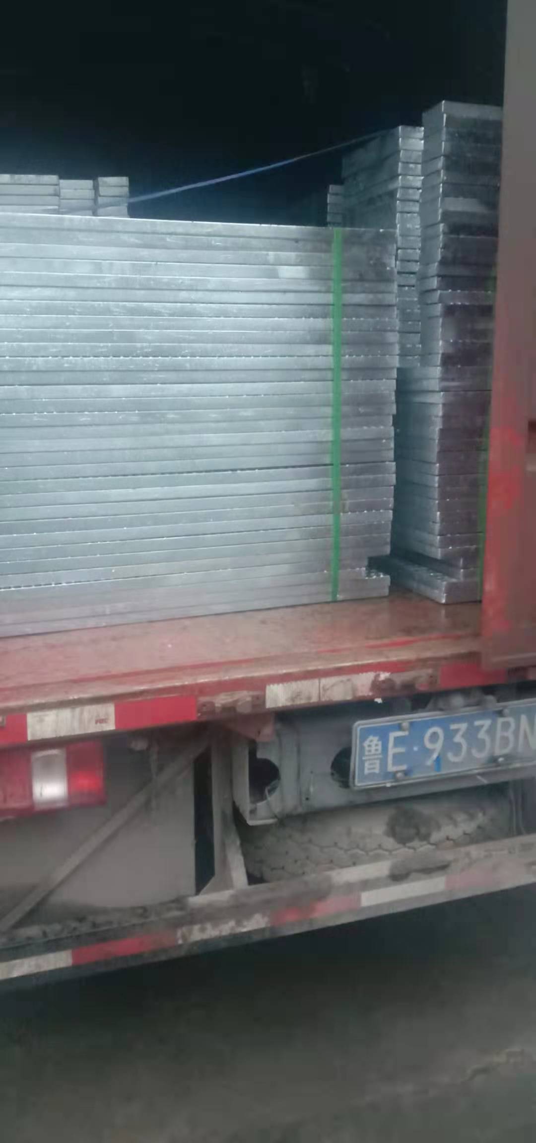 上海异形钢格板直供