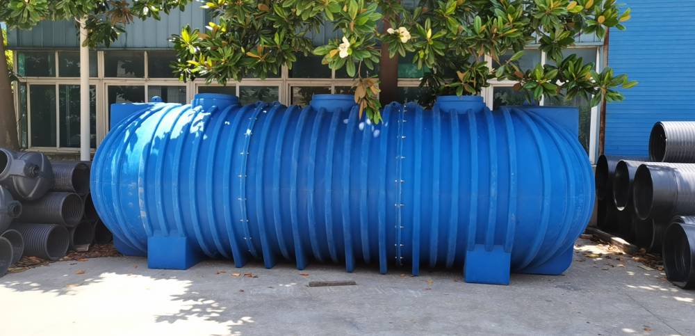 污水处理PE罐 20立方塑料化粪池 高密度聚乙烯滚塑工艺生产