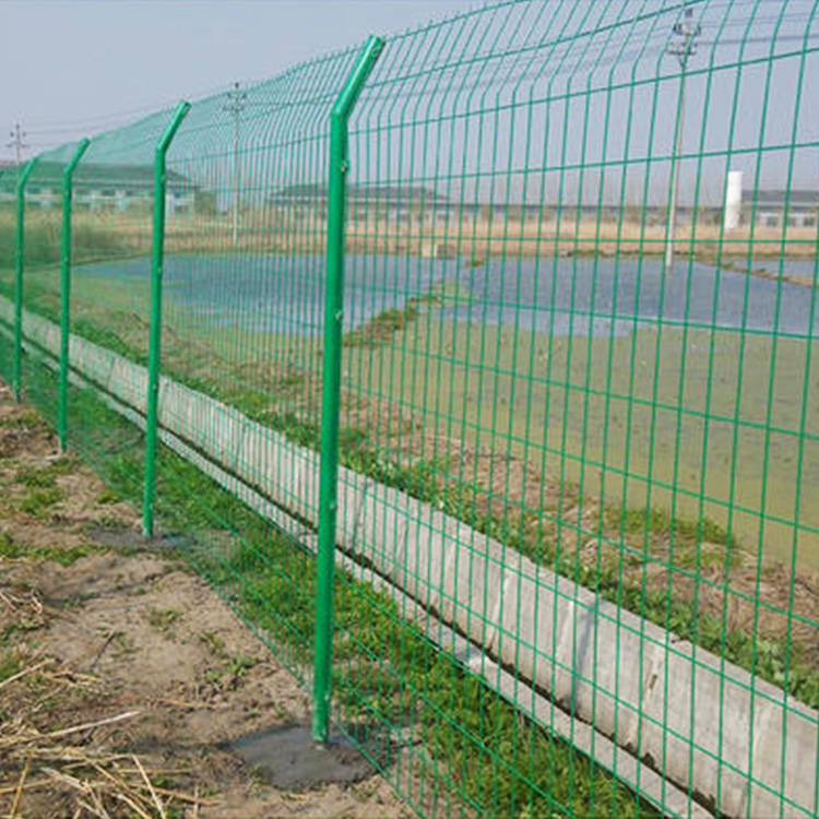 开封道路护栏网 双边丝果园隔离护栏网 园林防护网厂家 大量现货