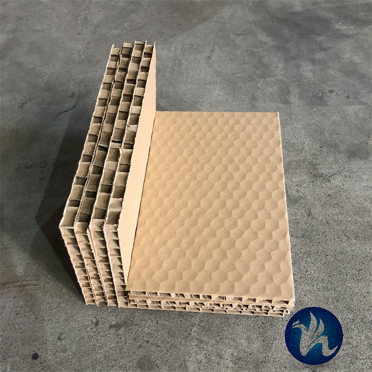 厂家供应蜂窝纸板 复合蜂窝纸板 蜂窝缓冲纸板