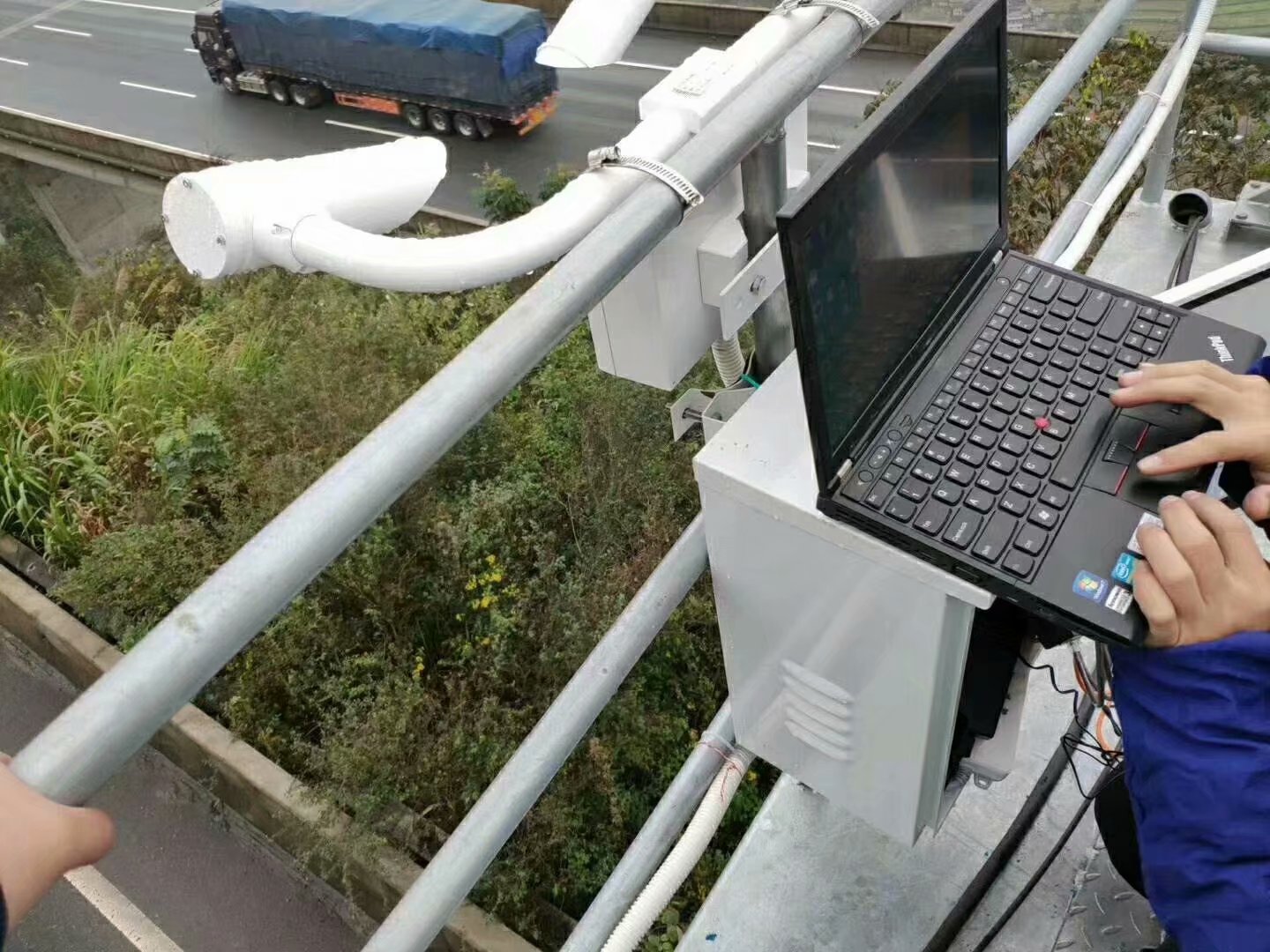 高速公路气象观测站 路面积水雪厚状况监控设备能见度监测仪