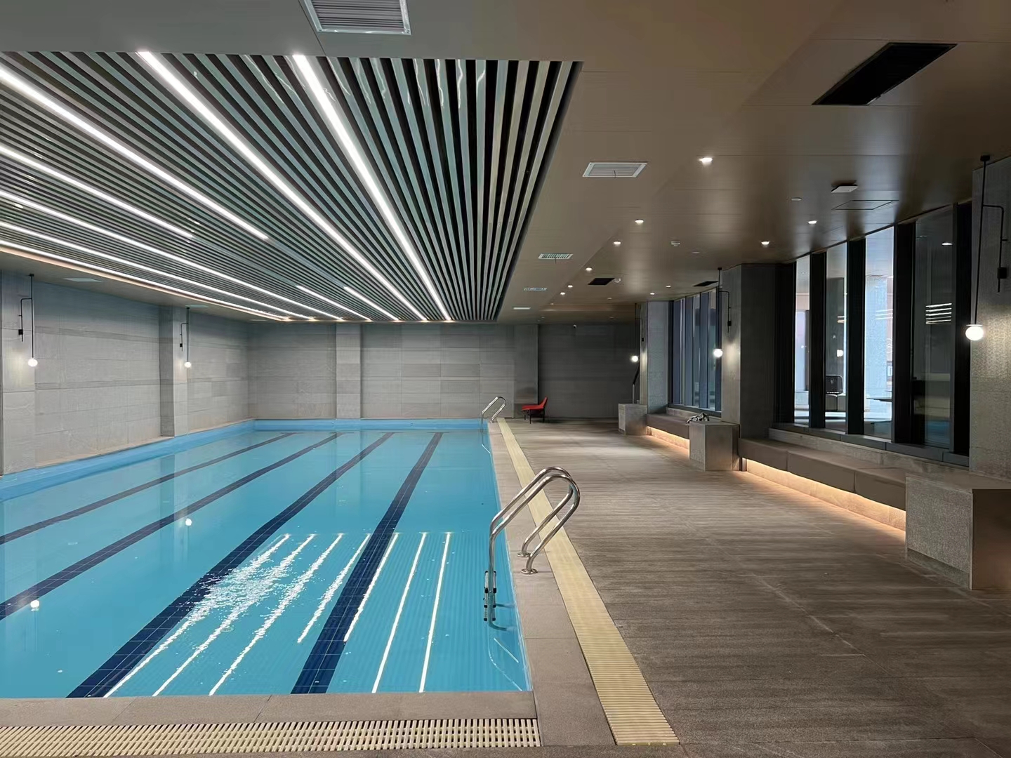 来宾恒温泳池设备厂家 游泳池建造工程队 施工方案