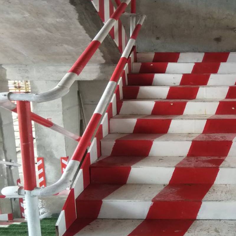 红色护拦柱子 工地楼梯临时栏杆 定型化楼梯防护