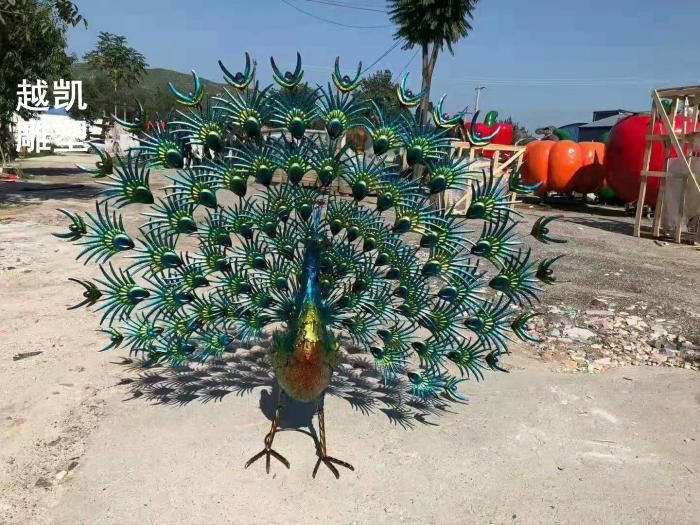 常用景观工艺品孔雀雕塑 艺术雀鸟常用 城市孔雀雕塑制作制造商