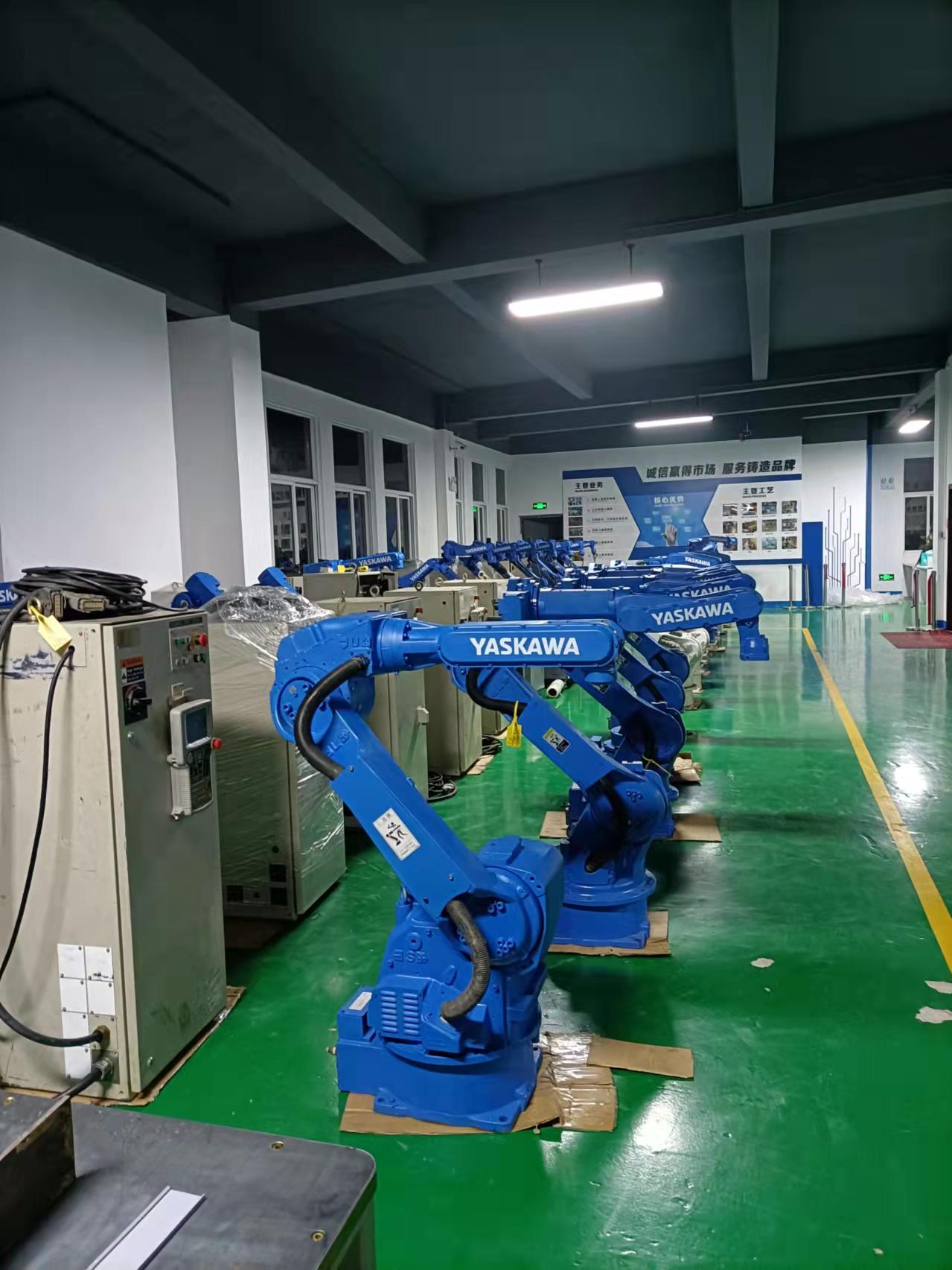 安川焊接机器人MA1900臂展1900mm负载3kg