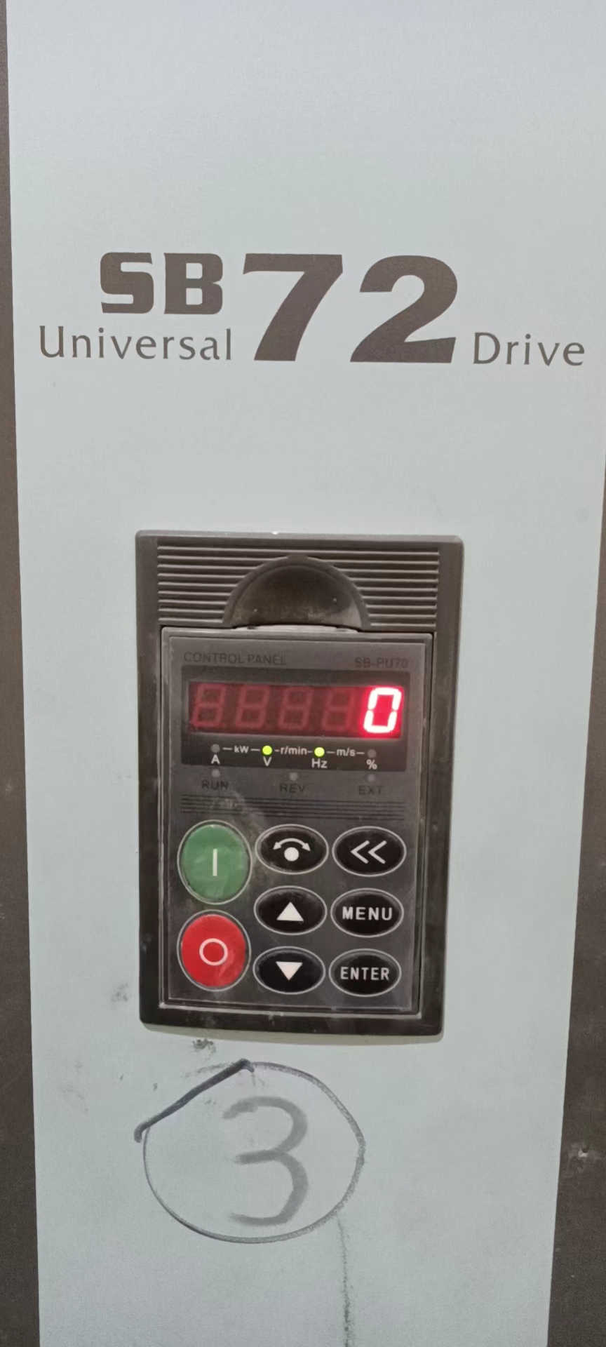 佛山森兰SB72系列柜挂两用矢量控制变频器过流维修