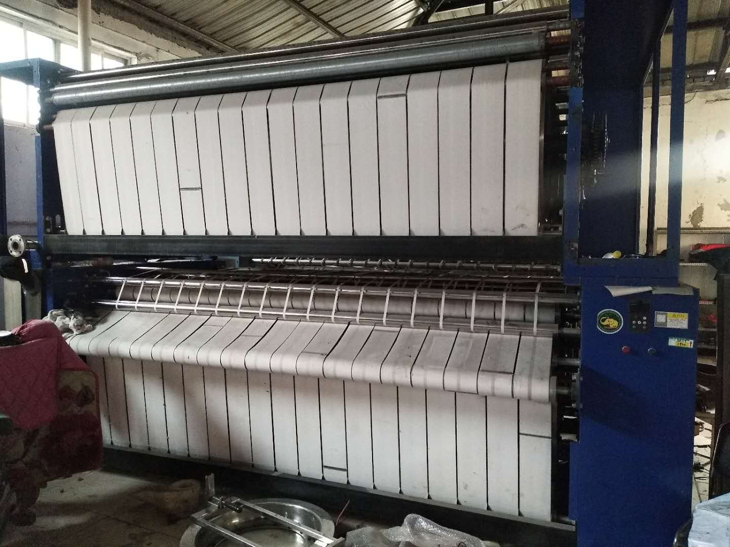 低价出售水洗厂洗涤设备大型烫平机折叠机