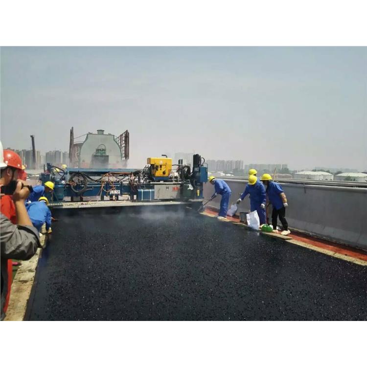 重庆沥青路面维修施工队 成都沥青路面铺装 重庆中品路桥工程有限公司