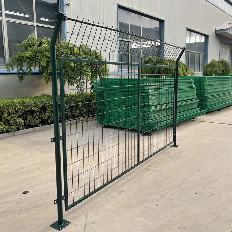 光伏发电工程金属框架铁丝围栏防护网