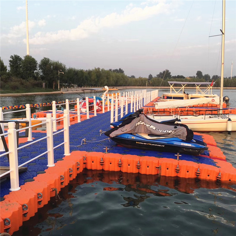 塑料浮筒摩托艇浮箱游艇水上乐园平台码头水上养殖钓鱼浮桥浮筒