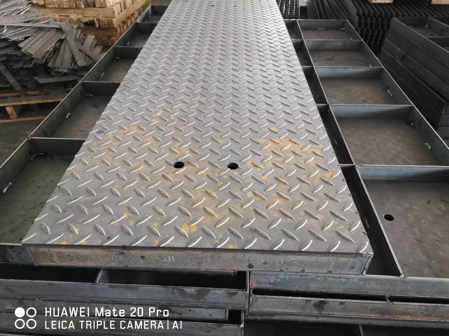 镀锌格栅板 平台钢格栅板 Q235钢格板 吸收氧化平台格栅板