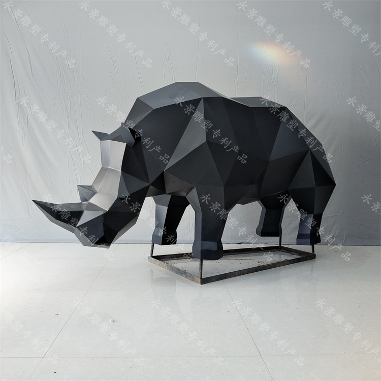 几何犀牛不锈钢雕塑 切面抽象动物牛大型公园景观摆件 永景