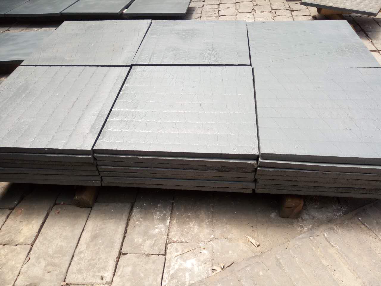 耐磨复合钢板jd6+8河北晶鼎堆焊碳化铬双金属耐磨板