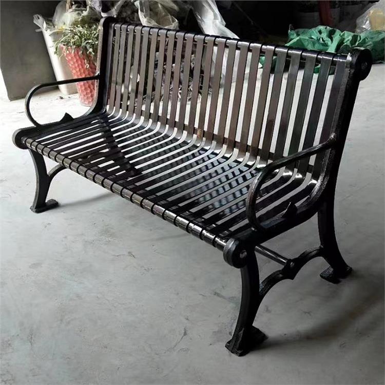 沧州铝合金休闲桌椅 简约而不简单 铸铁长条椅生产厂家