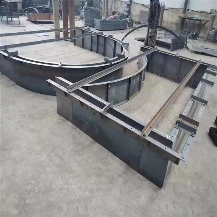 拱形护坡钢模具厂 拱形护坡模具 便于安装维护
