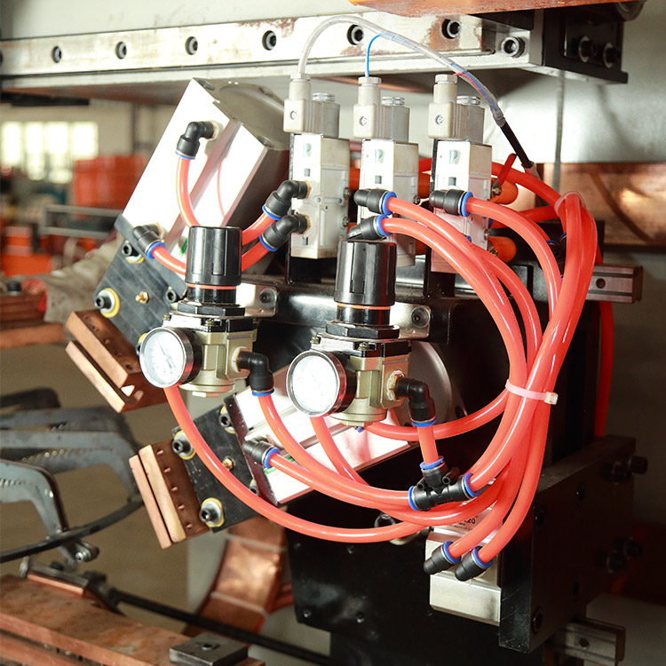东莞交流焊机绕线 使用周期长 双工位自动绕线焊机