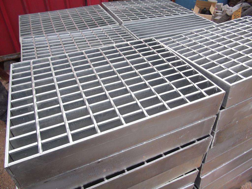 热镀锌钢格板金属防滑钢格栅板洗车房排水地沟盖板排水钢格板厂家