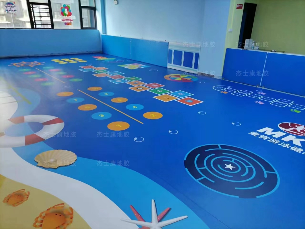 供应北京儿童体适能少儿蓝球地胶定制地板感统教室地面