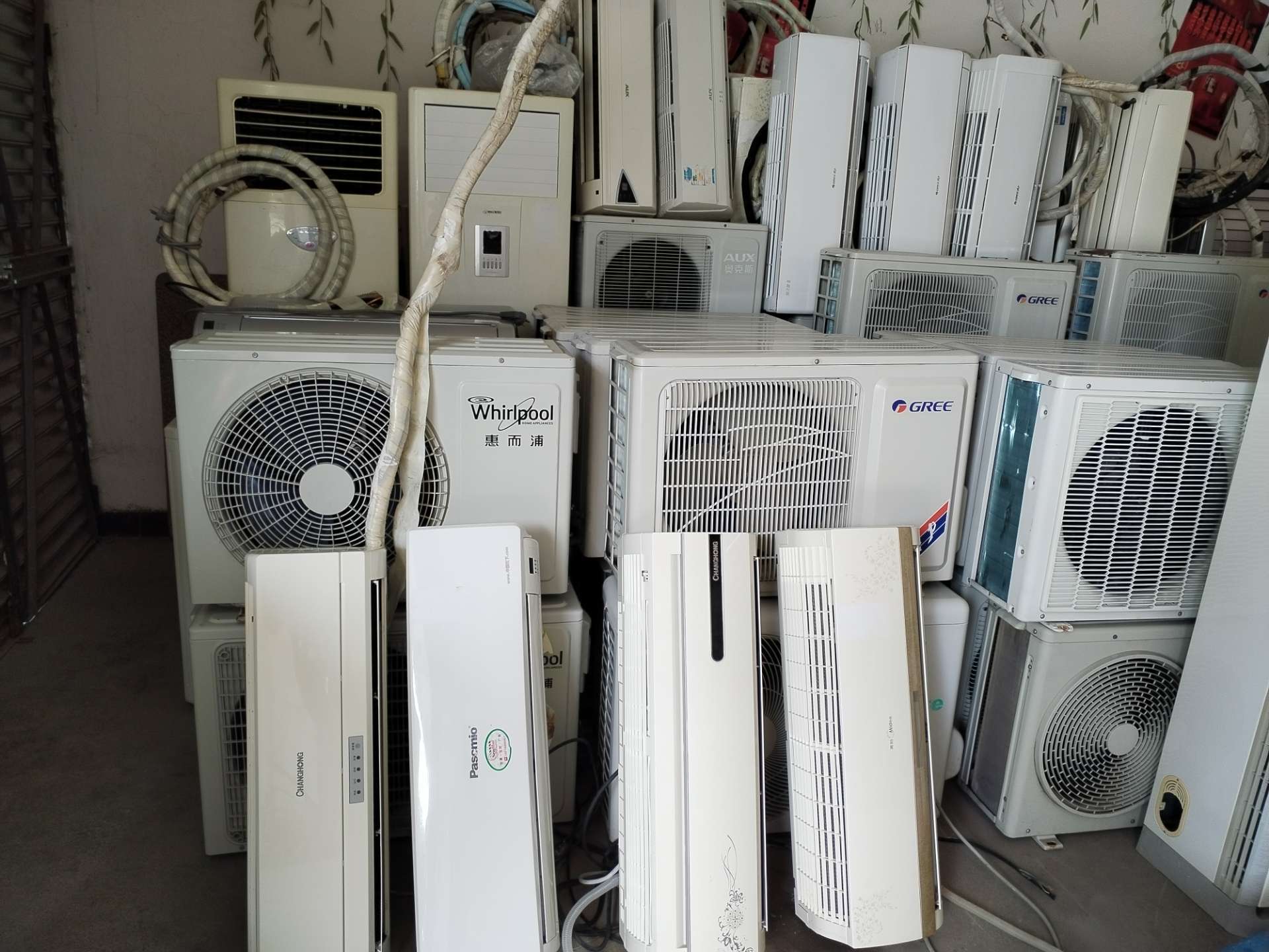 上海空调回收 安装移机 维修保养