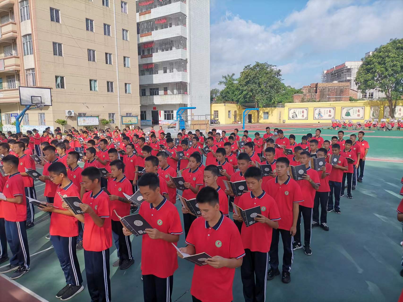 叛逆少年教育学校 常年学校广东茂名春雨学校