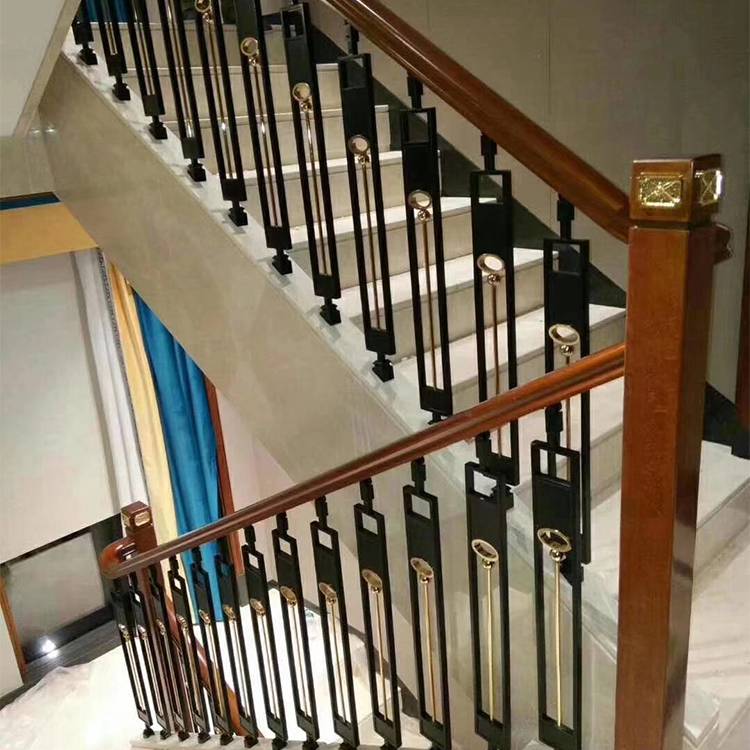 不锈钢立柱铝铜艺术订做楼梯扶手 K金缕空款式很流行