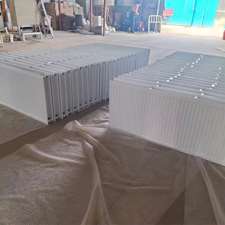浙江钢板式散热器 GB33-900/1800钢制板式散热器 接管尺寸为DN20