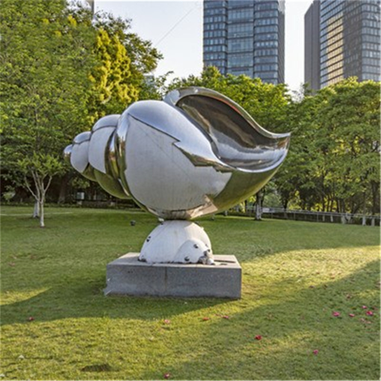 大型不锈钢海螺雕塑定制 镜面海螺水景公园景观摆件