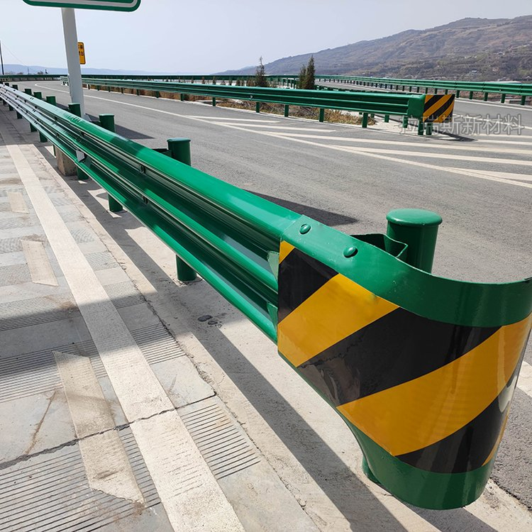 拉瑞斯波形护栏板厂家 西安GR-B-2E高速公路防撞护栏板 乡村道路两波三波纹防护栏 送货安装