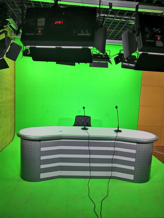 校园电视台建设虚拟演播室系统所需标准设备清单有哪些