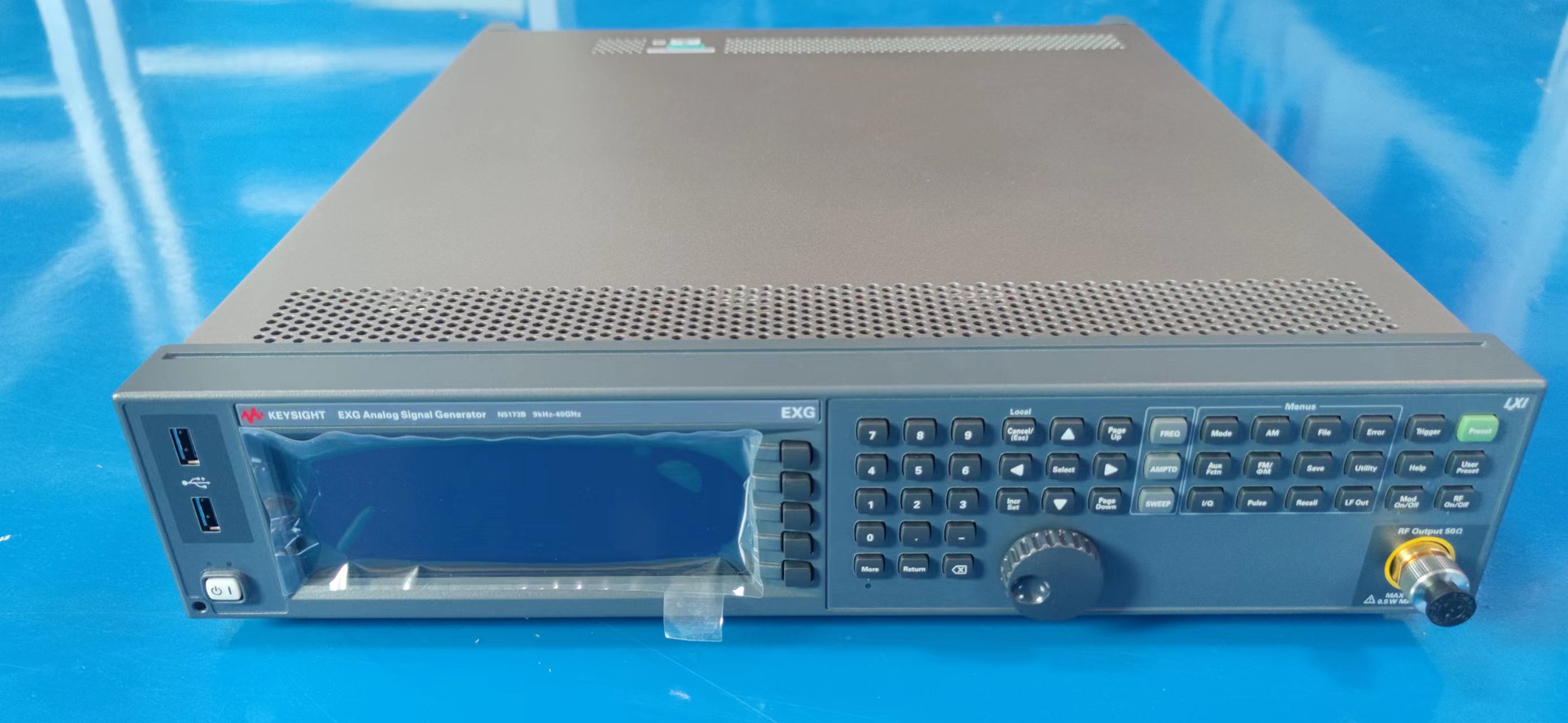Keysight N5173B 微波模拟信号发生器，9 kHz 至 40 GHz