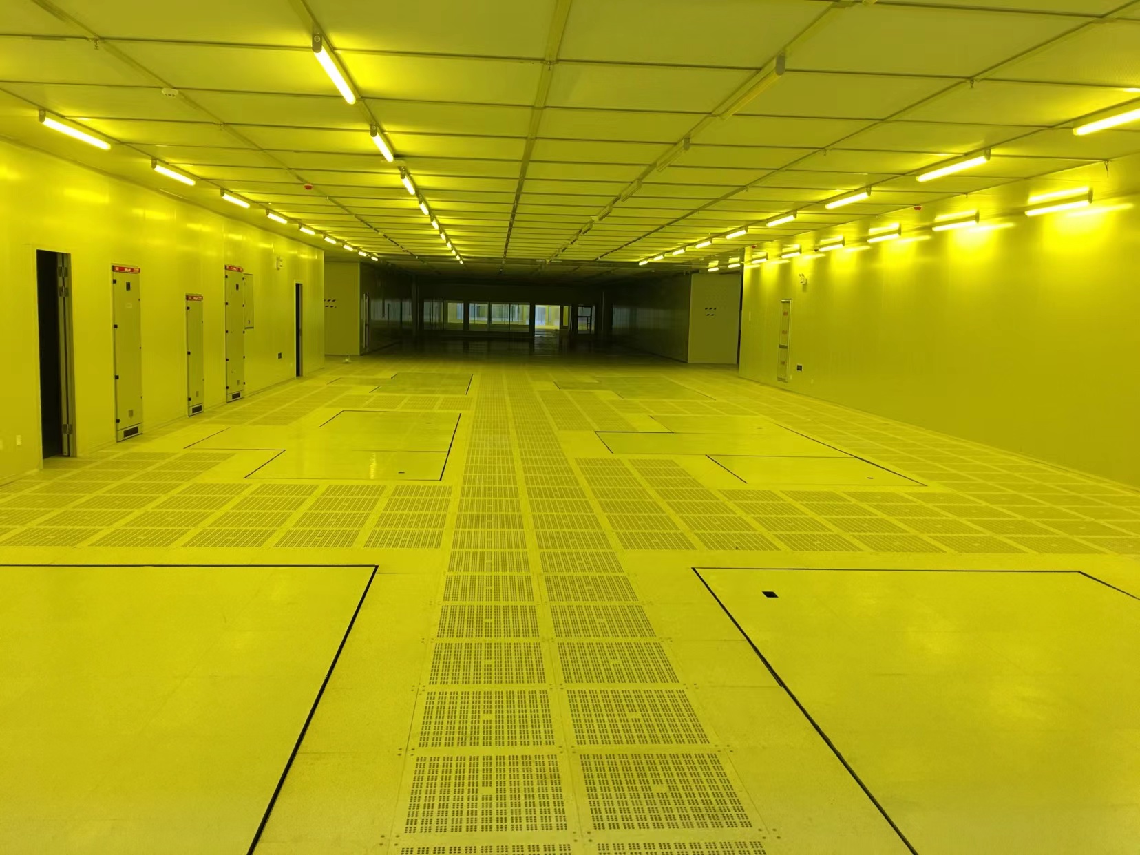 供应esd地板施工-pvc防静电塑胶地板生产厂家-防静电地板供应商-抗静电地板