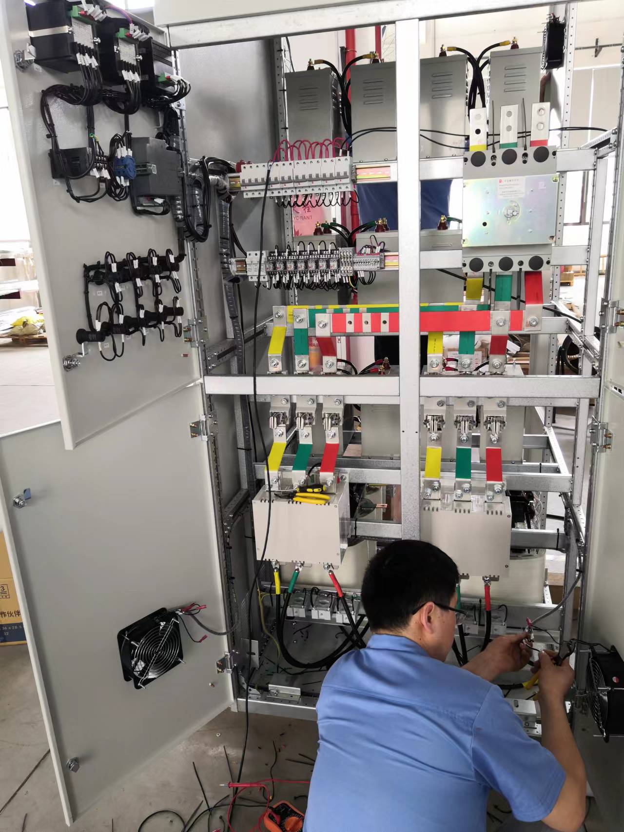 上海上电电容器 电弧炉 高压电机 多次谐波治理电容柜 电能质量治理
