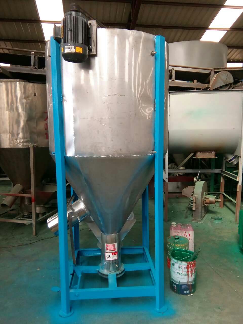天津供应临沂生产不锈钢面粉搅拌机专业定制