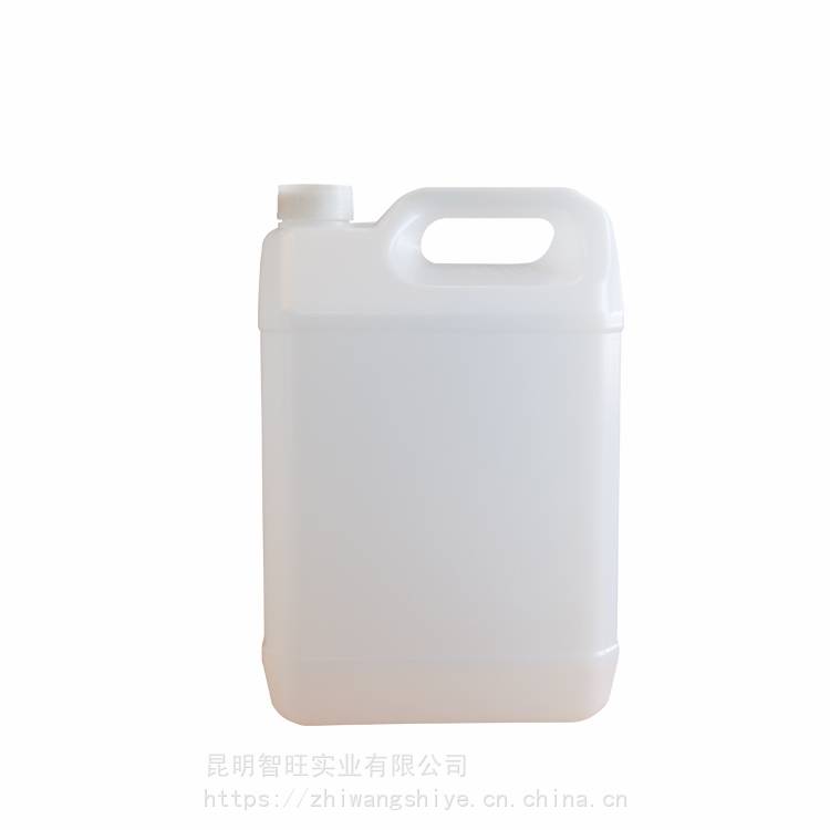 楚雄10L直口尿素桶生产中空吹塑一体成型自动贴标签
