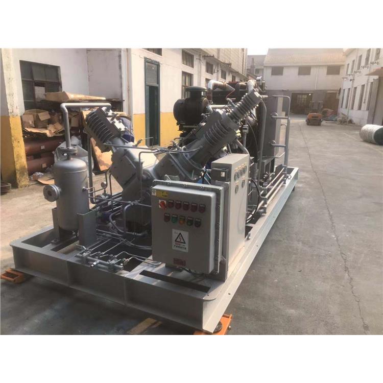南京13立方30公斤 高压空气压缩机 出口产品