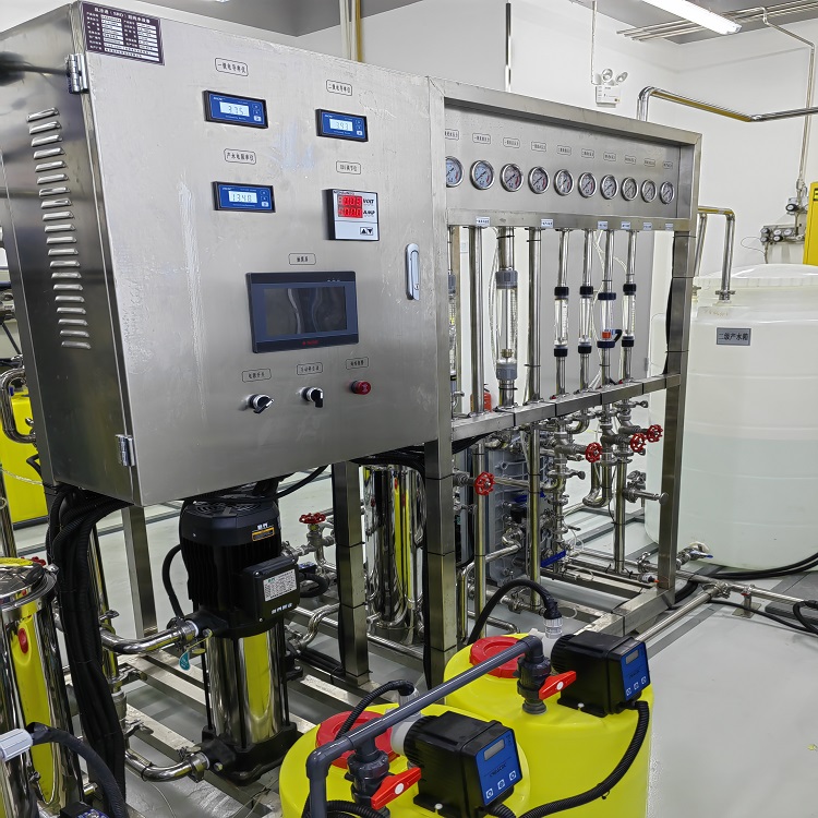 权坤提供 0.5吨反渗透设备 自动化程度高 高纯水设备 工艺流程