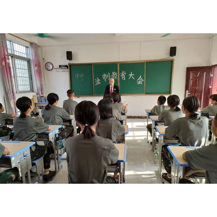 平南县正规特训教育机构 在沟通中观察